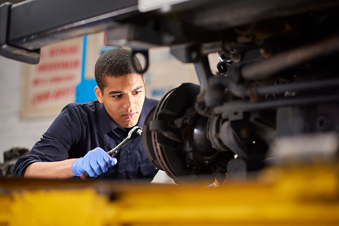 Shocks and Struts Service | Struts and Suspension Repair | ATL Laredo